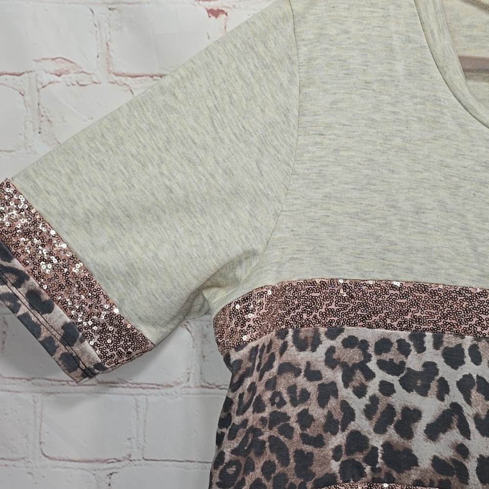 Glitzy Girlz Leopard & Sequins Rose Gold Sparkle Oatmeal Short Sleeve Size 3x - Picture 3 of 9